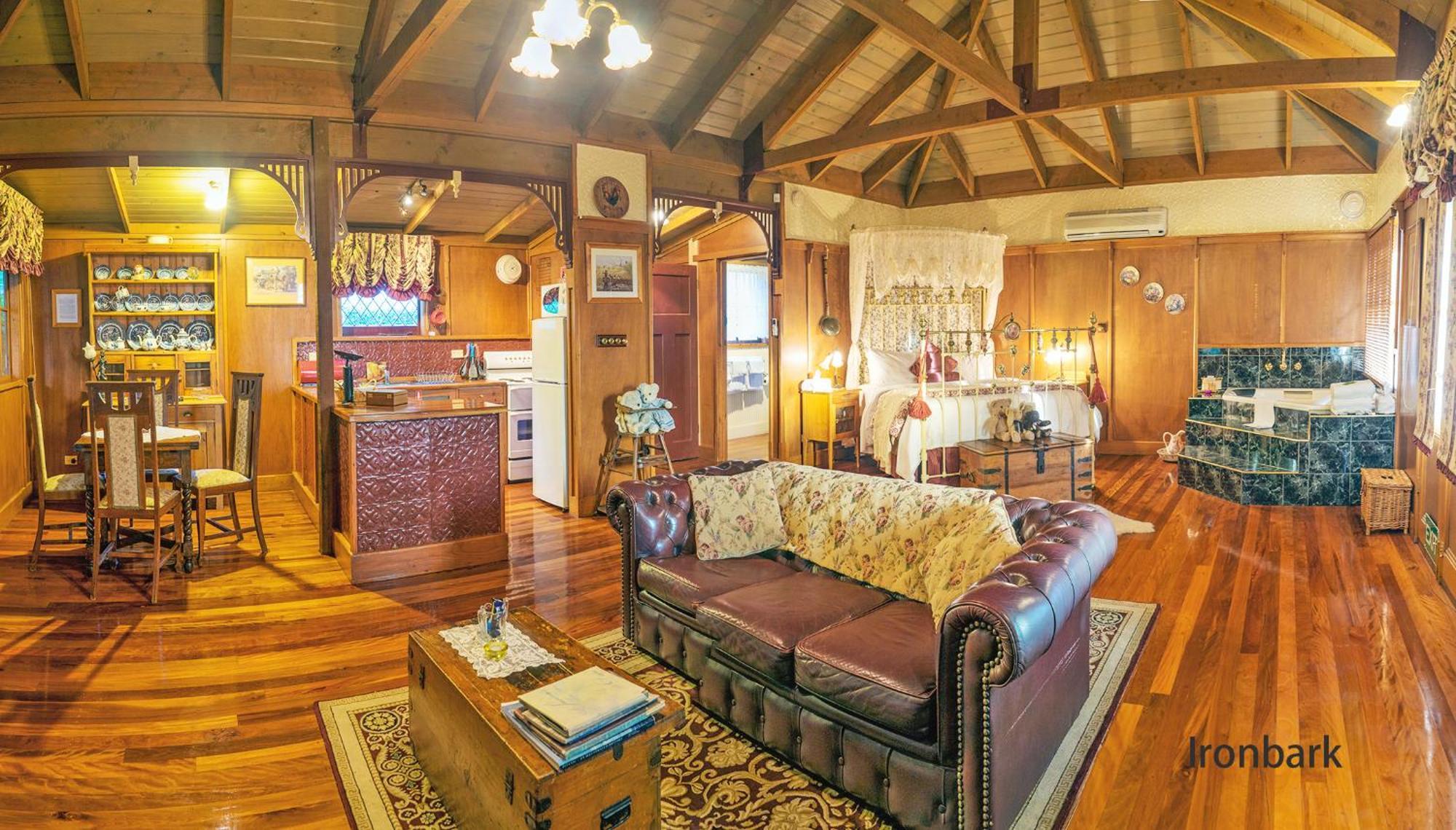 Observatory Cottages Mount Dandenong Ruang foto